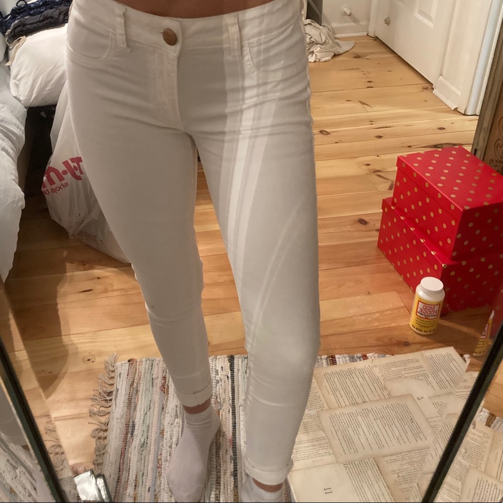 white low-rise american eagle jeans
